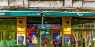 Pub Eleven